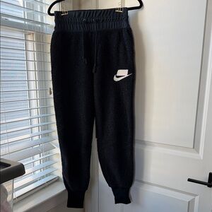 Nike Sherpa Fleece Black Joggers